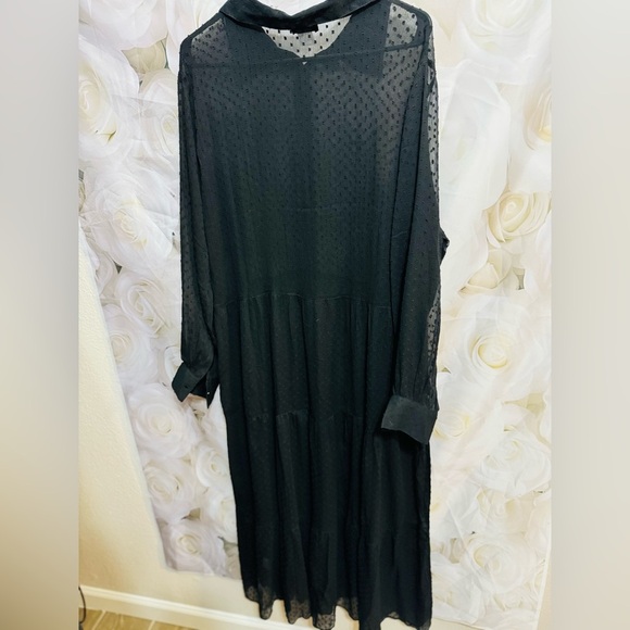Detailed & StylishVenus Black Sheer Swiss Dot Button-Front Tiered Maxi US 20 - Picture 8 of 16